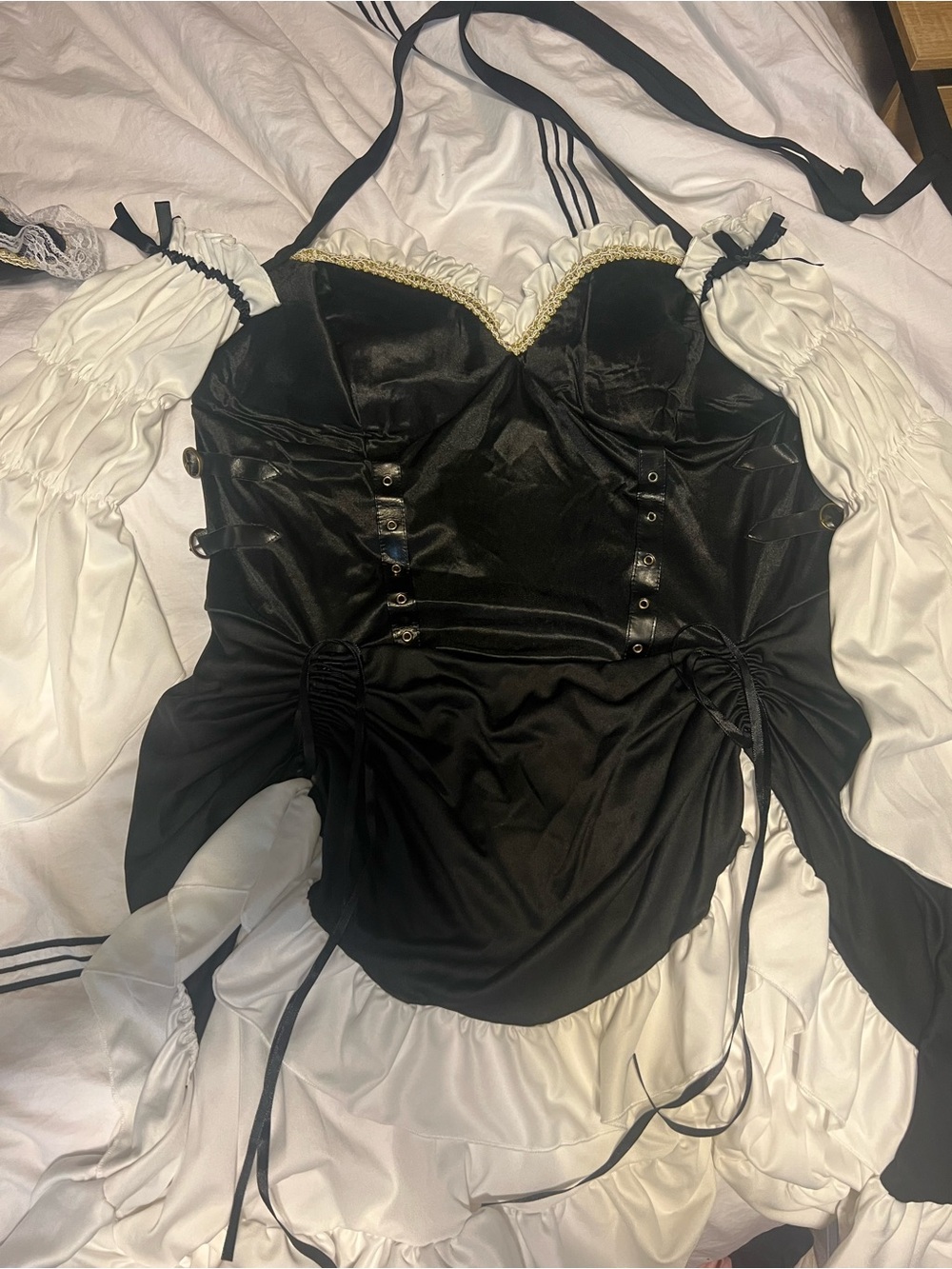 Sexy lady pirate costume 🏴‍☠️